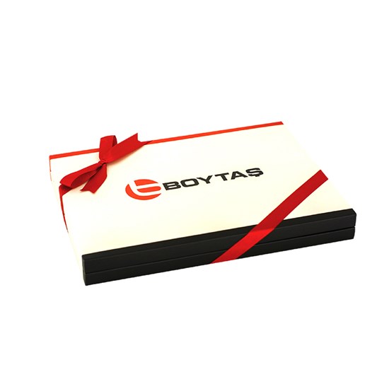 Chocolate with Logo, Boytas