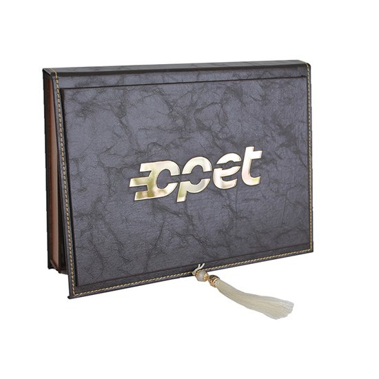 Chocolate with Logo, Opet