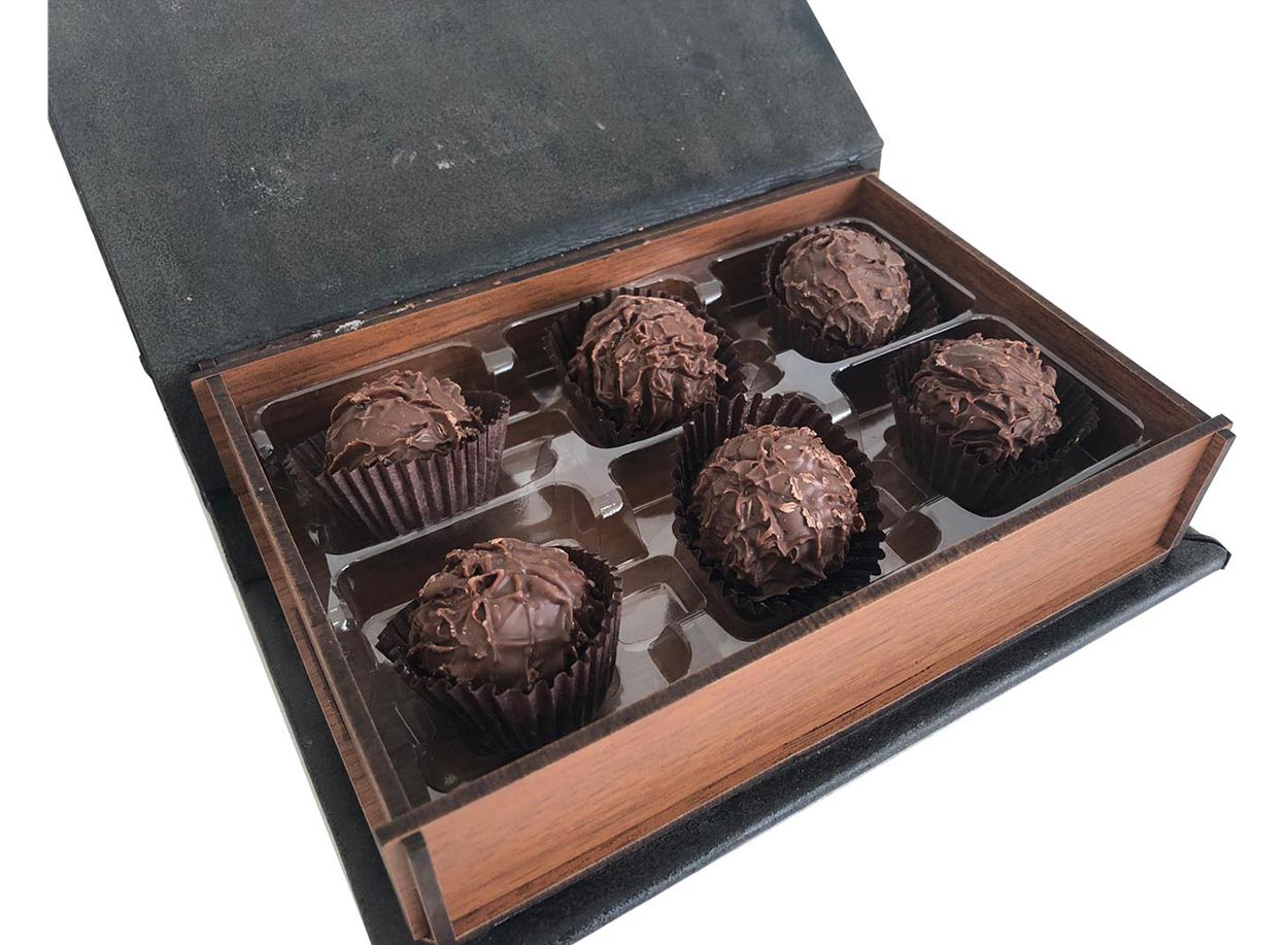 Ahşap Kutulu Çikolata, AGÜ